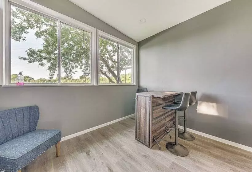 Lakefront Antioch Home W/ Dock, Kayaks & Game Room