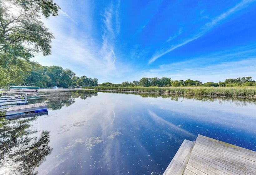 Lakefront Antioch Home W/ Dock, Kayaks & Game Room