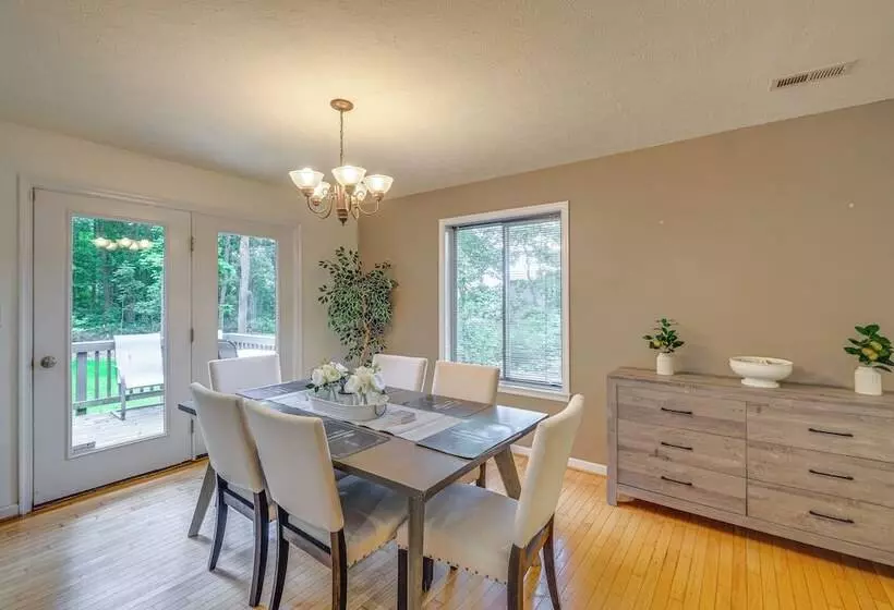 Linden Family Home W/ Yard < 5 Mi To Wineries!