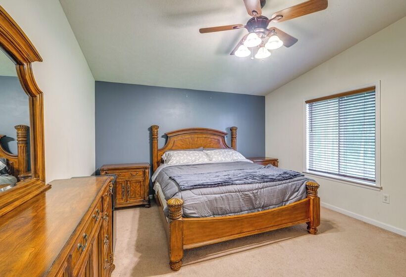 Linden Family Home W/ Yard < 5 Mi To Wineries!