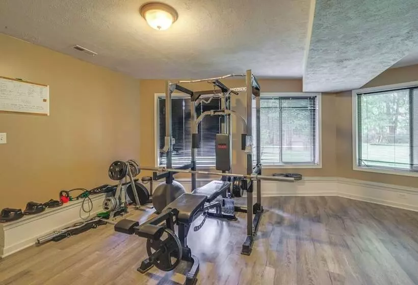 Linden Family Home W/ Yard < 5 Mi To Wineries!