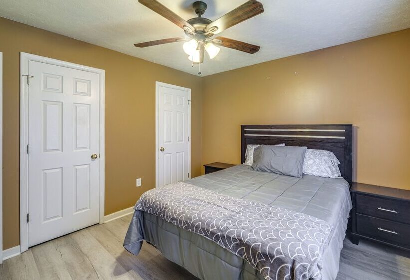 Linden Family Home W/ Yard < 5 Mi To Wineries!