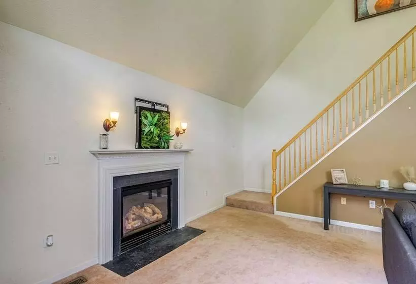 Linden Family Home W/ Yard < 5 Mi To Wineries!