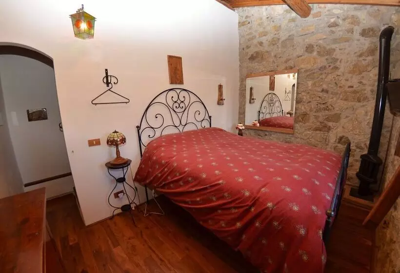 Lovely Cottage In Bagni Di Lucca Amidst Fields