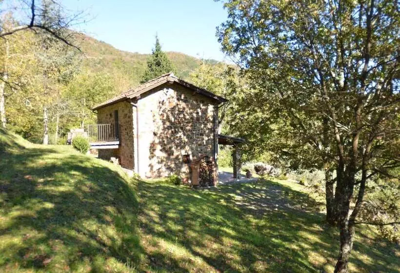 Lovely Cottage In Bagni Di Lucca Amidst Fields