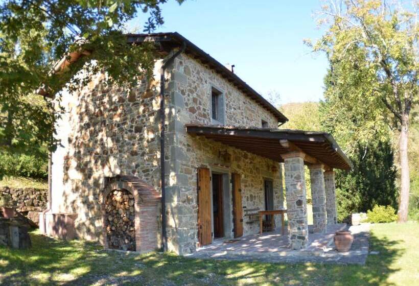 Lovely Cottage In Bagni Di Lucca Amidst Fields