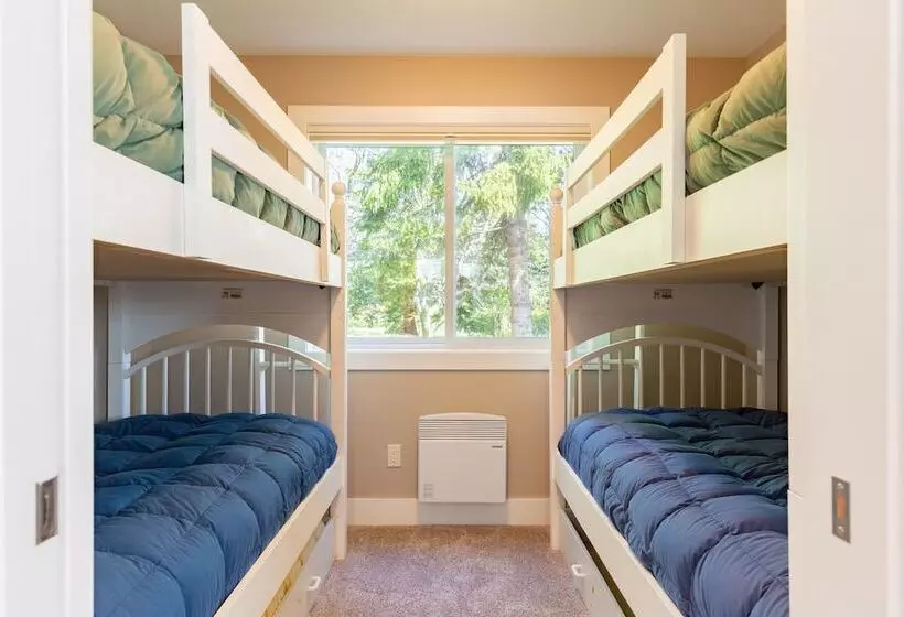 Mutiny Bay Ocean Breeze Retreat By Avantstay