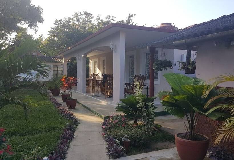 پانسیون Casa Machin