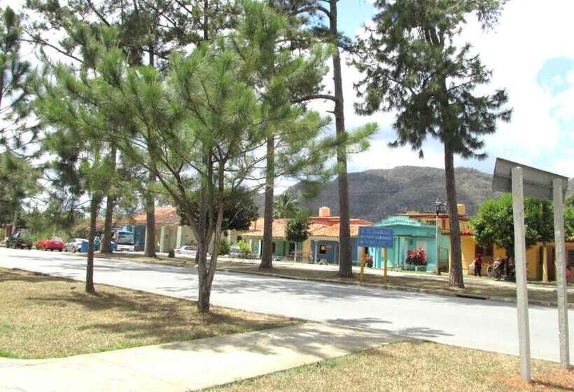 پانسیون Casa Machin