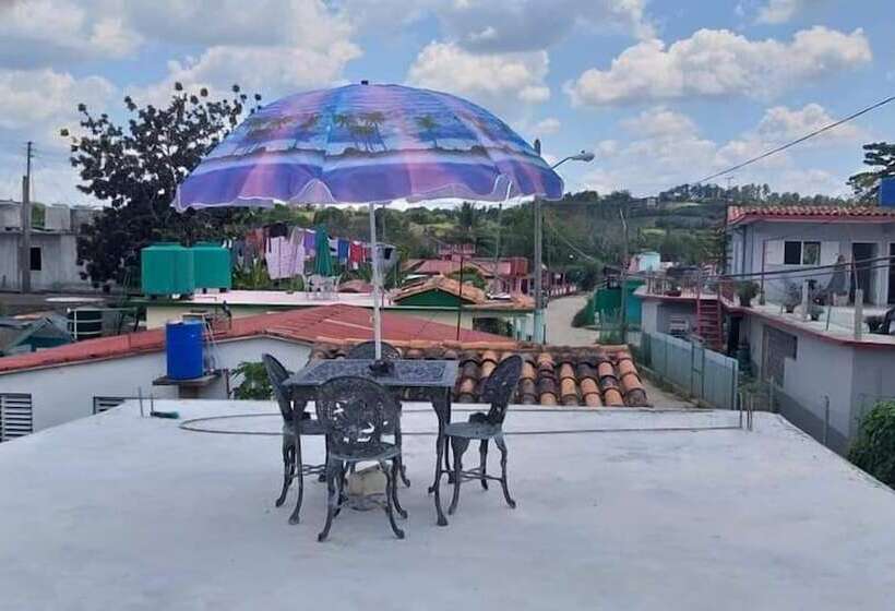 پانسیون Hostal Nelffis Viñales