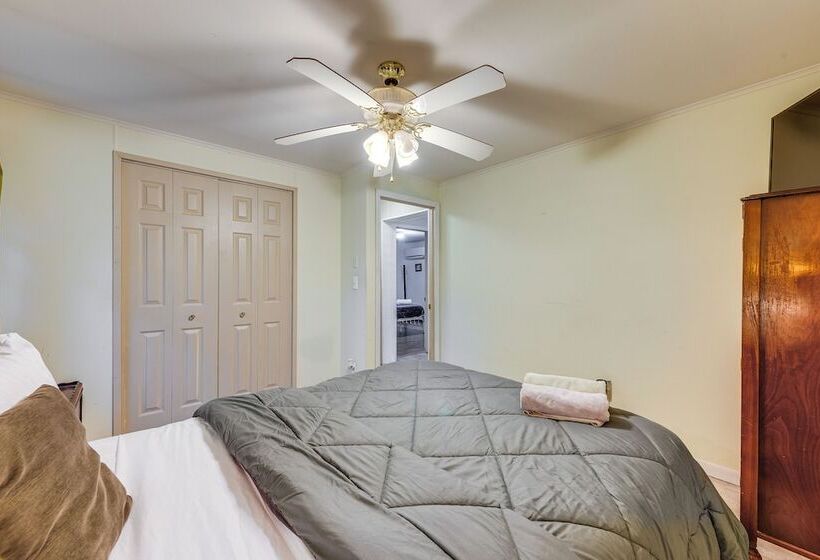 Pocono Cabin W/ 1 Acre Yard & Private Pool!