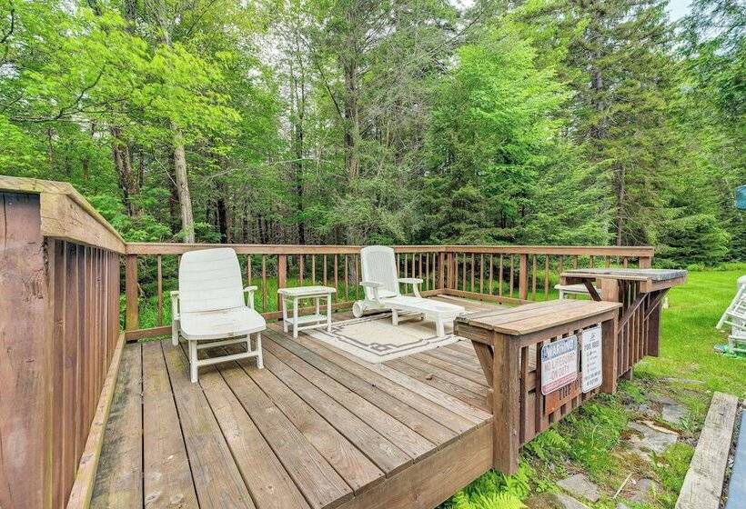 Pocono Cabin W/ 1 Acre Yard & Private Pool!