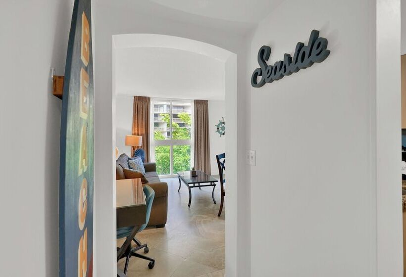 Relaxing Condo With Free Parking