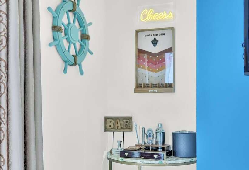 Relaxing Condo With Free Parking