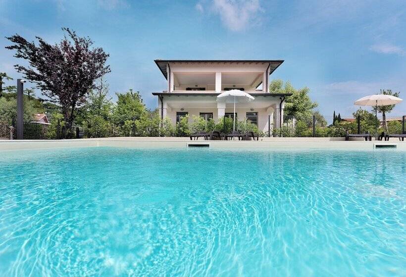 Residence Fiore Rosso