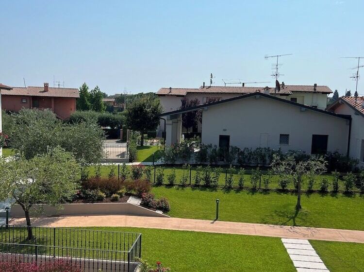 Residence Fiore Rosso