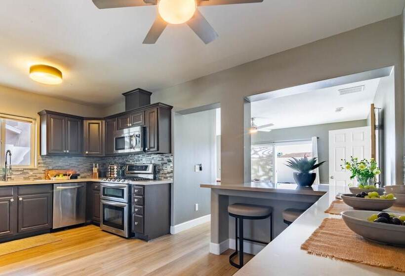 Roma By Avantstay Stylish Oasis W/ Private Pool!