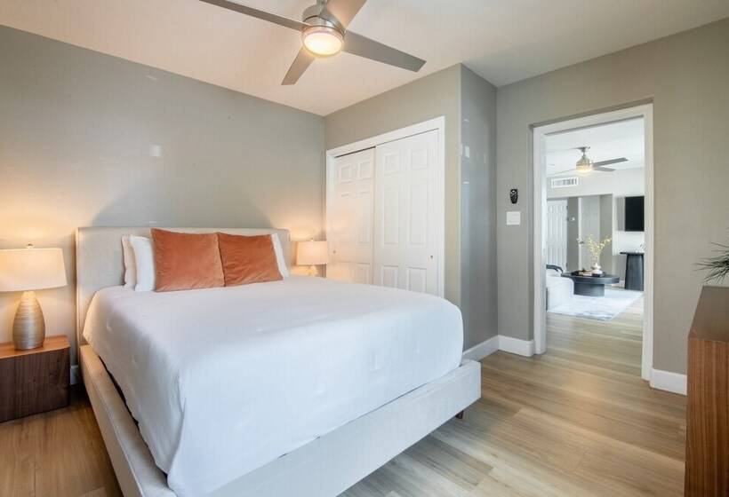 Roma By Avantstay Stylish Oasis W/ Private Pool!