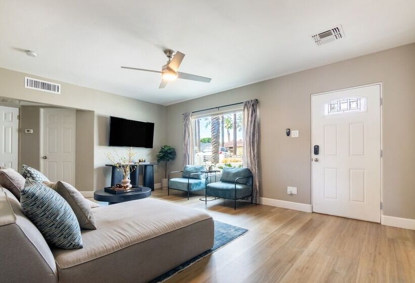 Roma By Avantstay Stylish Oasis W/ Private Pool!