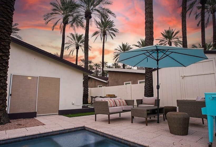 Roma By Avantstay Stylish Oasis W/ Private Pool!