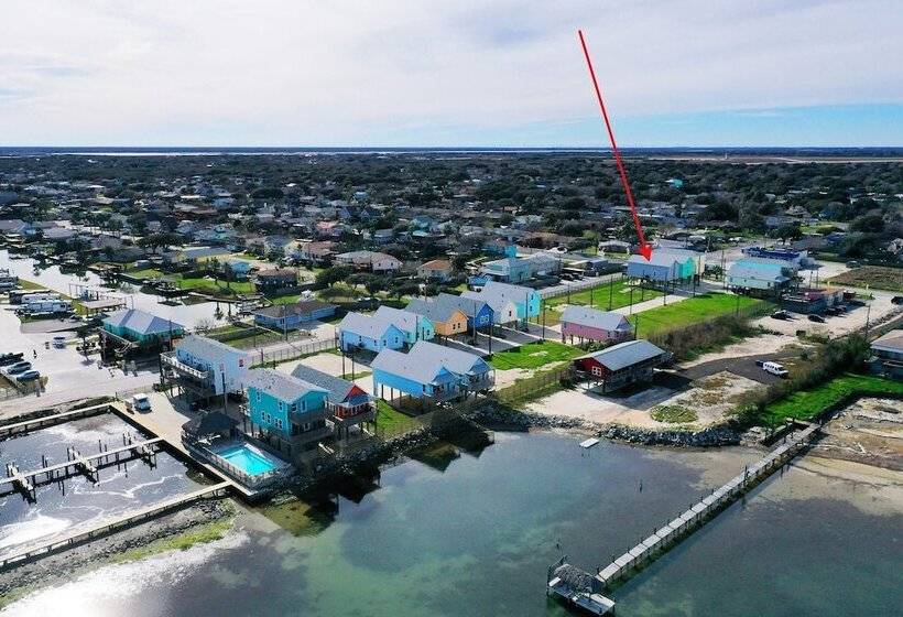 Boat Dock & Pool Private Fishing Village Roseate Spoonbill By Avantstay