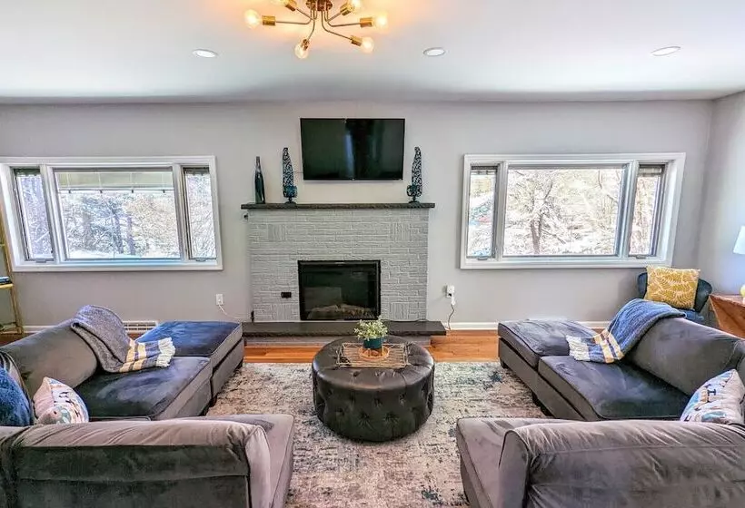 Simply Shores By Avantstay Private Beach + Dock Lake Overlook