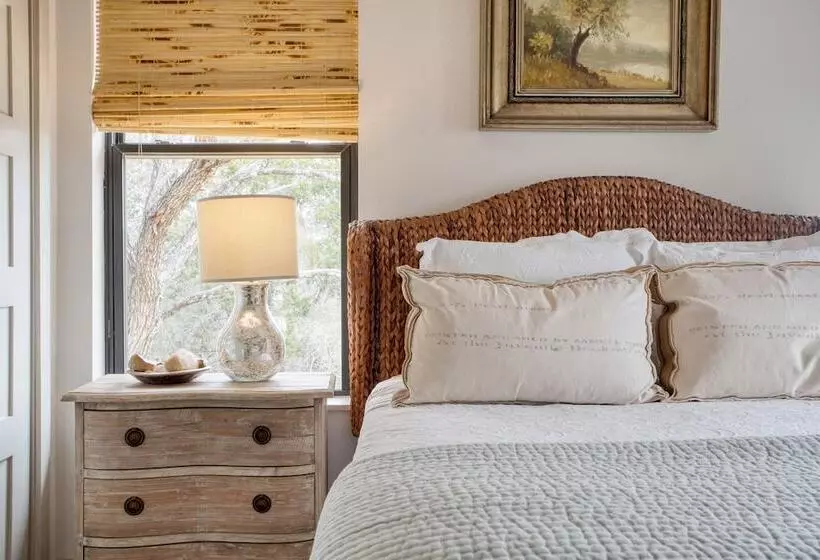 Sotol By Avantstay Direct River Access + Views