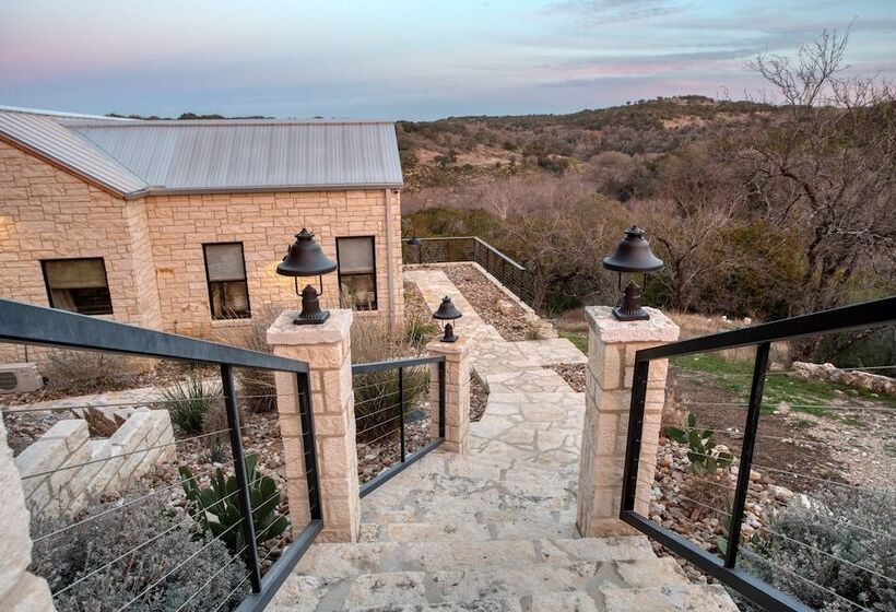 Sotol By Avantstay Direct River Access + Views