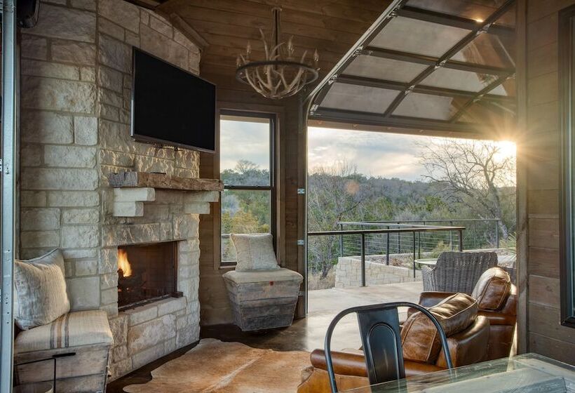 Sotol By Avantstay Direct River Access + Views