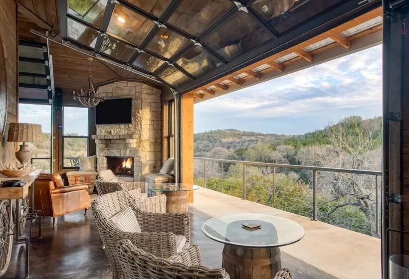 Sotol By Avantstay Direct River Access + Views