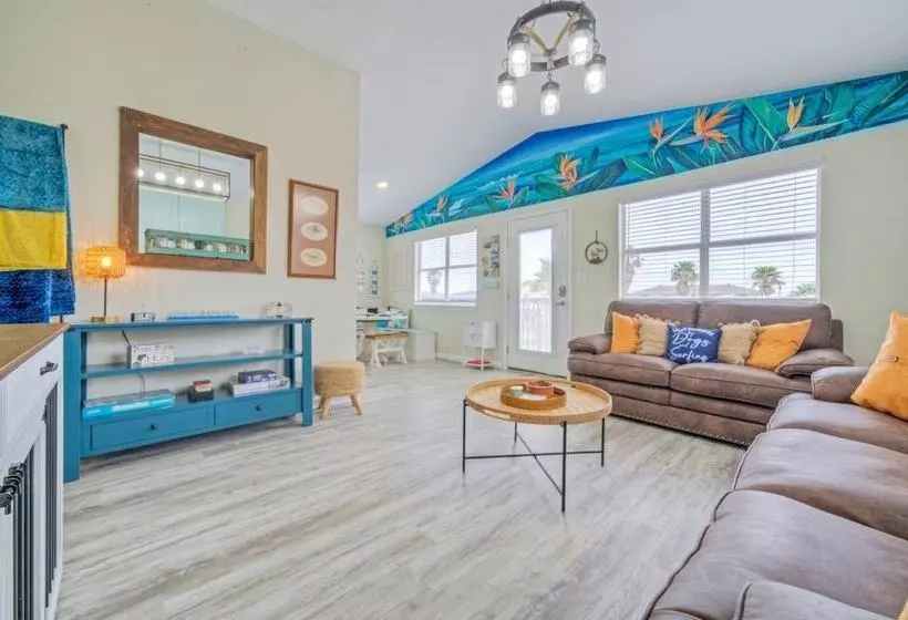 Surfin Dog By Avantstay Coastal Escape W/ Yard!