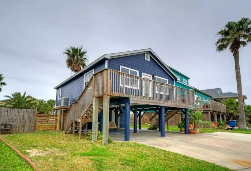 Surfin Dog By Avantstay Coastal Escape W/ Yard!