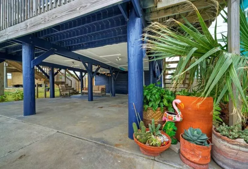 Surfin Dog By Avantstay Coastal Escape W/ Yard!