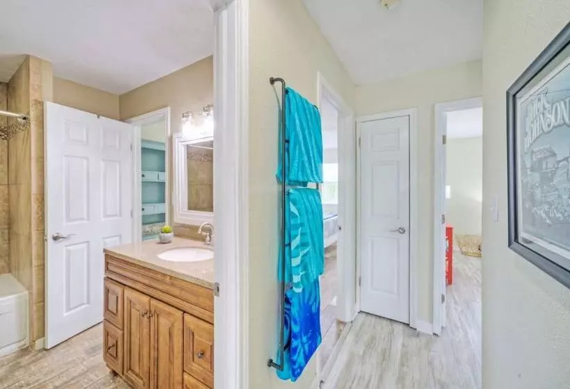 Surfin Dog By Avantstay Coastal Escape W/ Yard!