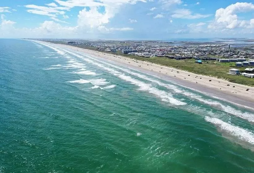 Surfin Dog By Avantstay Coastal Escape W/ Yard!