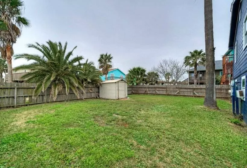 Surfin Dog By Avantstay Coastal Escape W/ Yard!