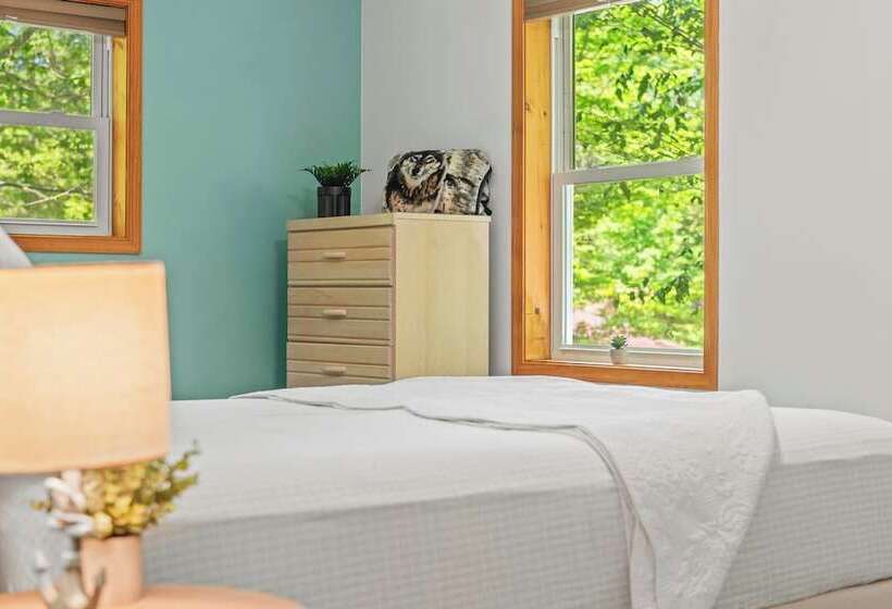 Tawny And Peaceful Game Room, Firepit, Patio/deck, Workspace