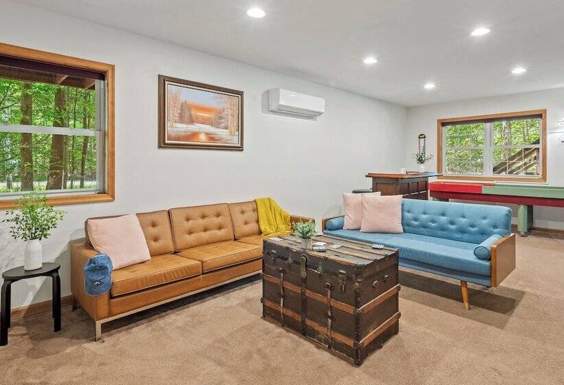 Tawny And Peaceful Game Room, Firepit, Patio/deck, Workspace