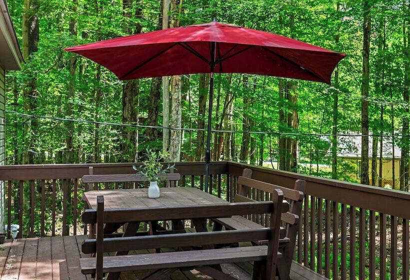 Tawny And Peaceful Game Room, Firepit, Patio/deck, Workspace