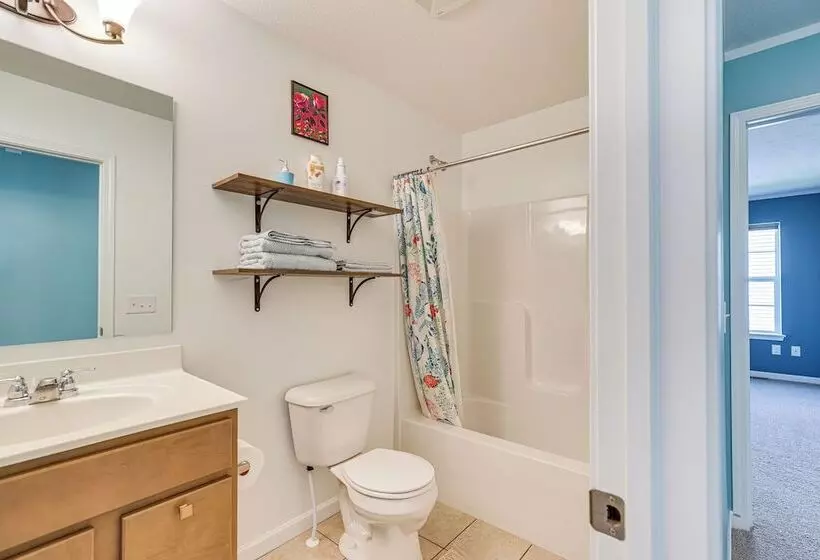 West Henrietta Retreat ~ 4 Mi To Rochester It