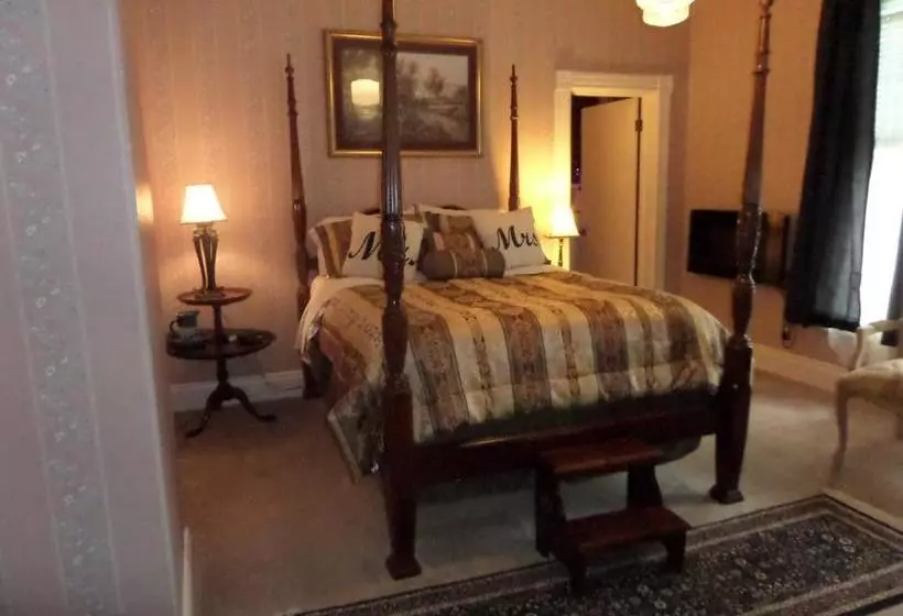 ベッドアンドブレックファースト Bridgeford House