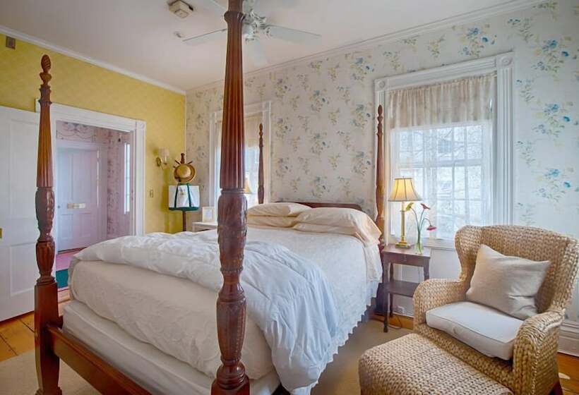 تختخواب و صبحانه Sherburne Inn