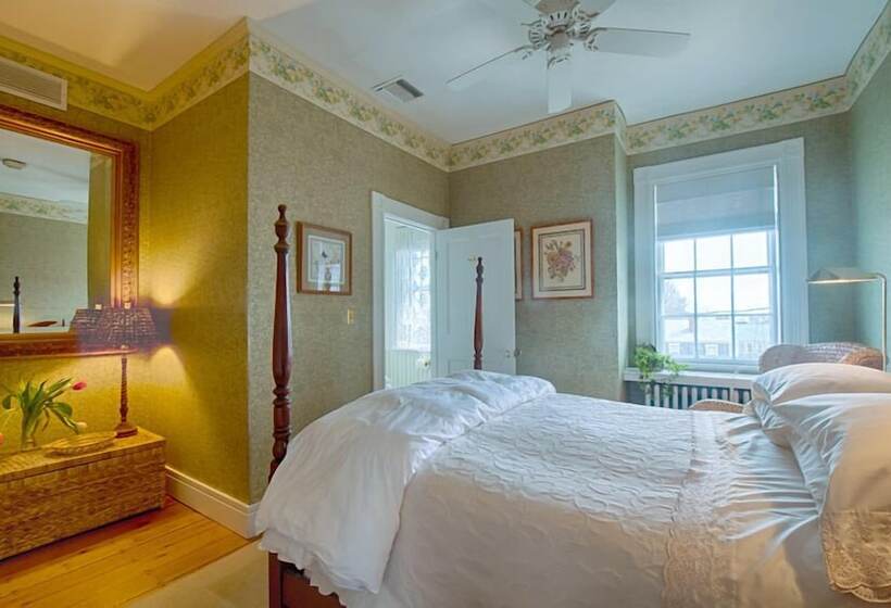تختخواب و صبحانه Sherburne Inn