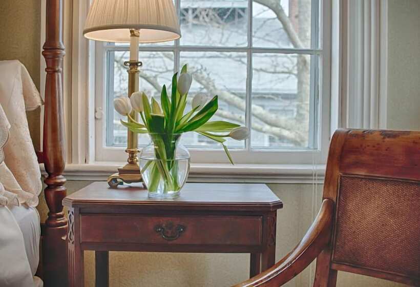 تختخواب و صبحانه Sherburne Inn
