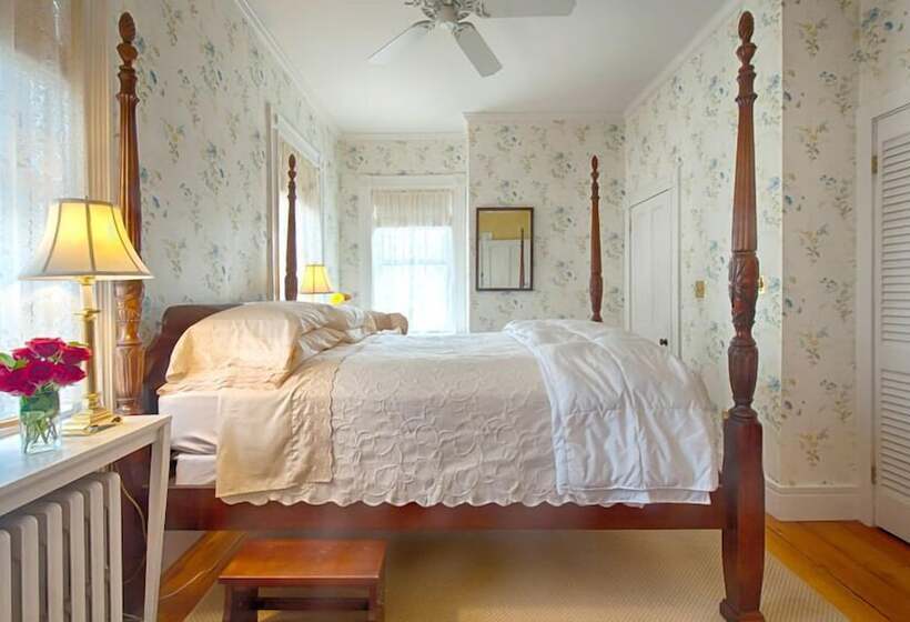 تختخواب و صبحانه Sherburne Inn