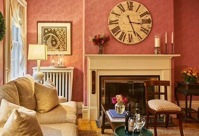 تختخواب و صبحانه Sherburne Inn