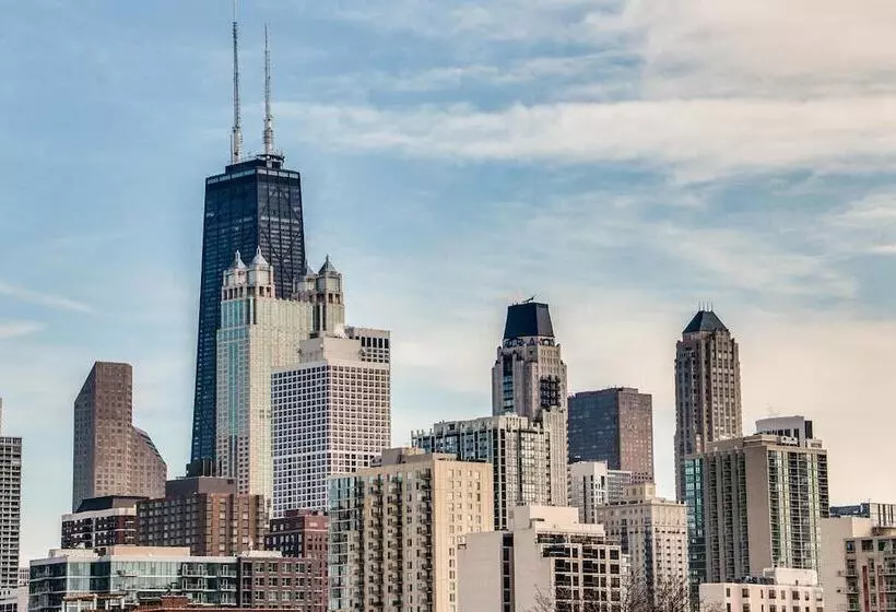 Aamiaismajoitus (B&B) The Sono Chicago