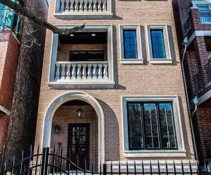 Aamiaismajoitus (B&B) The Sono Chicago