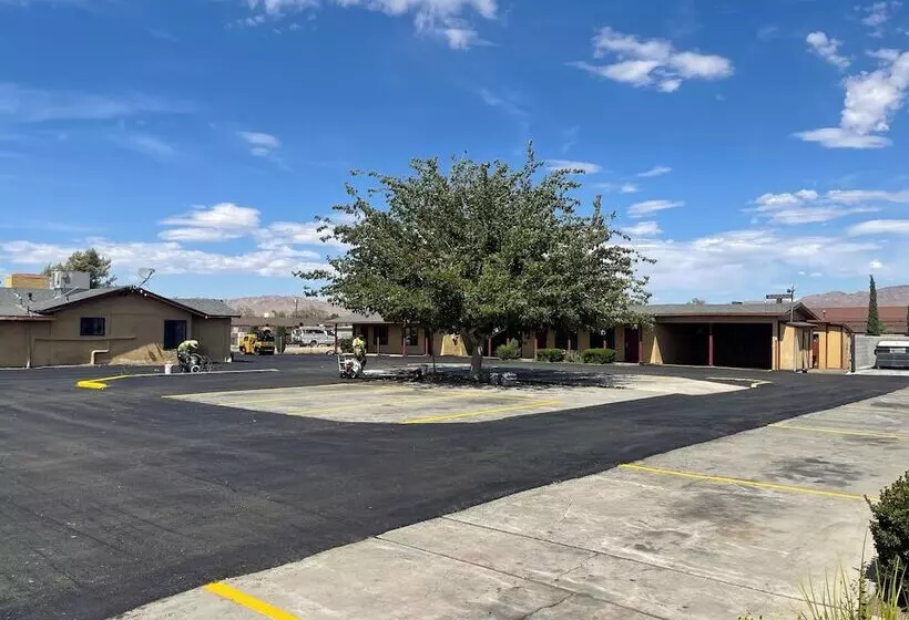 Black Horse Motel
