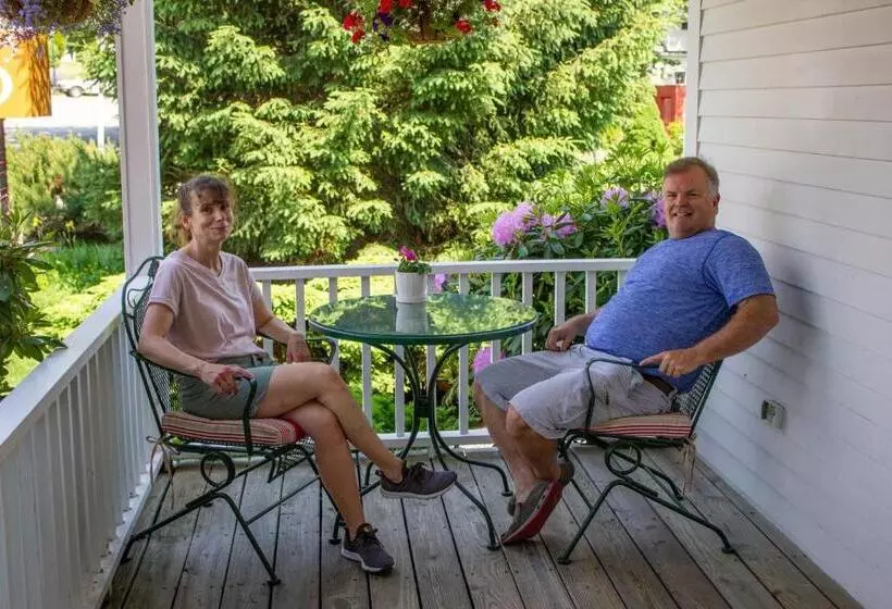 Bourne Bed And Breakfast